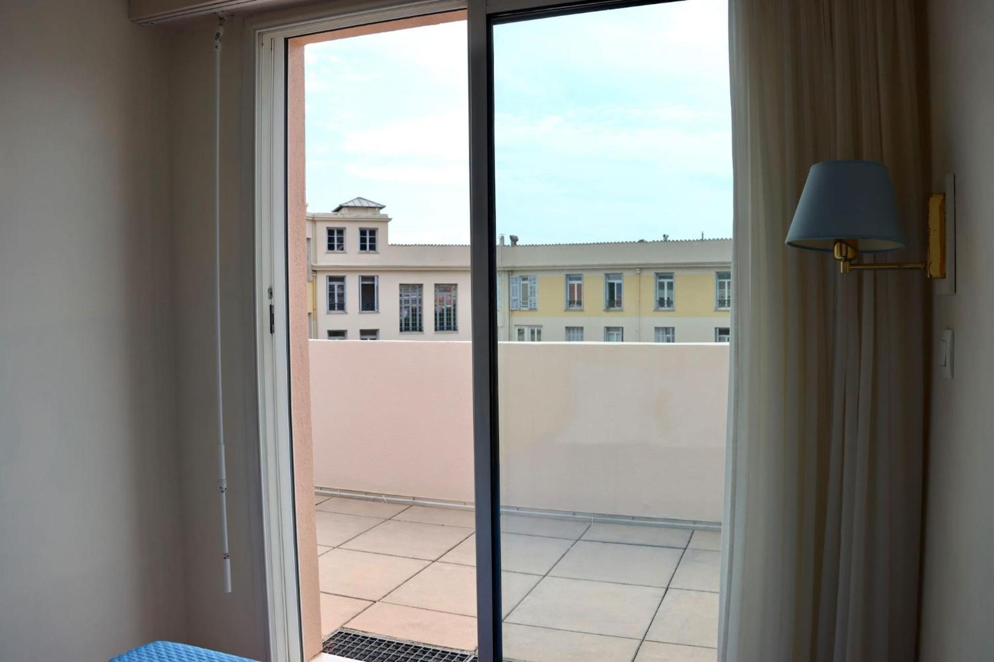 Ferienwohnung "Le Rooftop Des Rivages" Immense Terrasse, Centre Menton Exterior foto